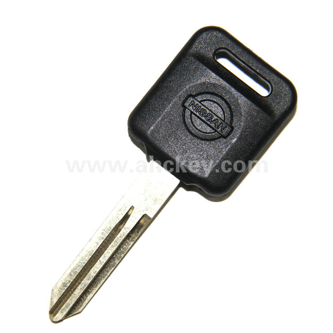 Nissan TIIDA chip key